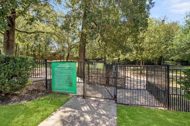 12222 Hawthorne Drive, Montgomery, TX 77356