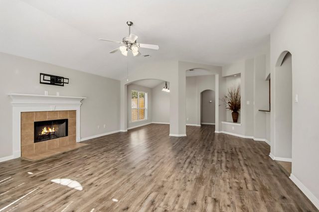 12222 Hawthorne Drive, Montgomery, TX 77356
