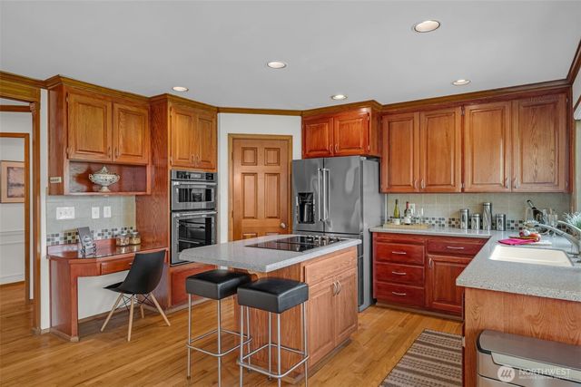 12429 55th Place W, Mukilteo, WA 98275