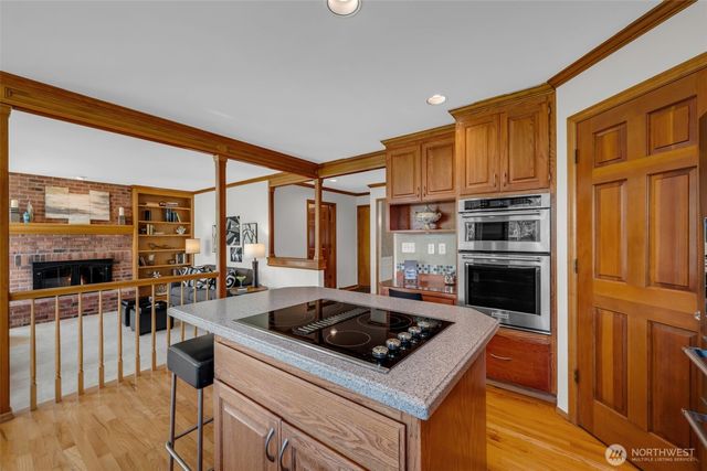 12429 55th Place W, Mukilteo, WA 98275