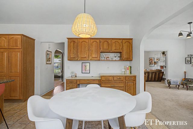 6833 Blythefield Avenue NE, Rockford, MI 49341