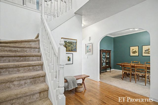 6833 Blythefield Avenue NE, Rockford, MI 49341
