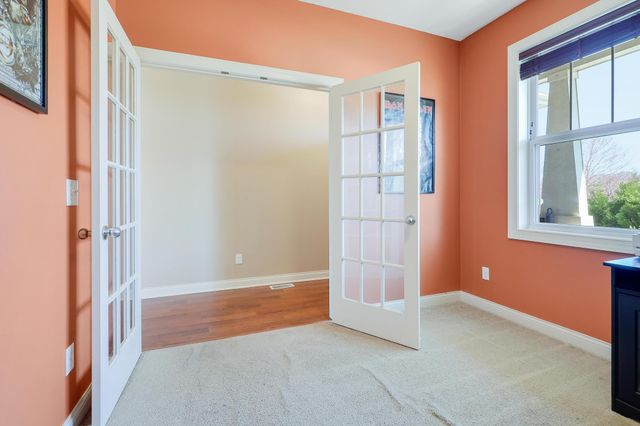 1836 Spring Creek Drive, Carver, MN 55315