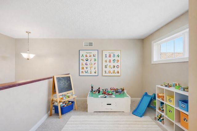 1836 Spring Creek Drive, Carver, MN 55315