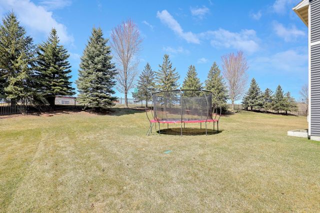 1836 Spring Creek Drive, Carver, MN 55315