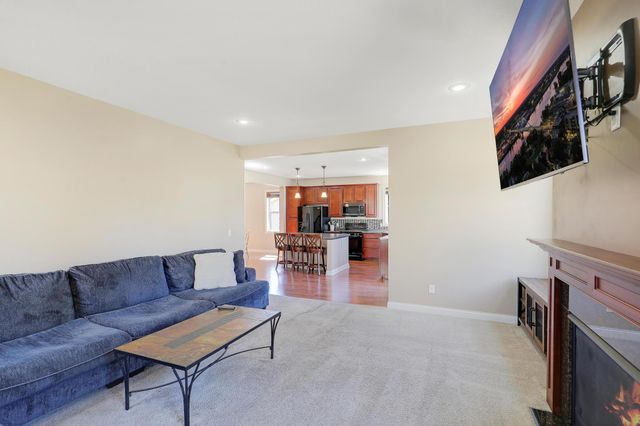 1836 Spring Creek Drive, Carver, MN 55315