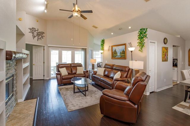 22 MOOR GREEN COURT, Ocoee, FL 34761