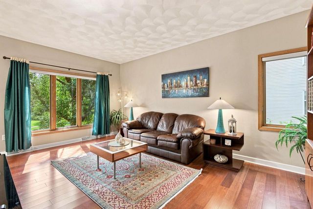 1802 Autumn Hill Drive, Verona, WI 53593