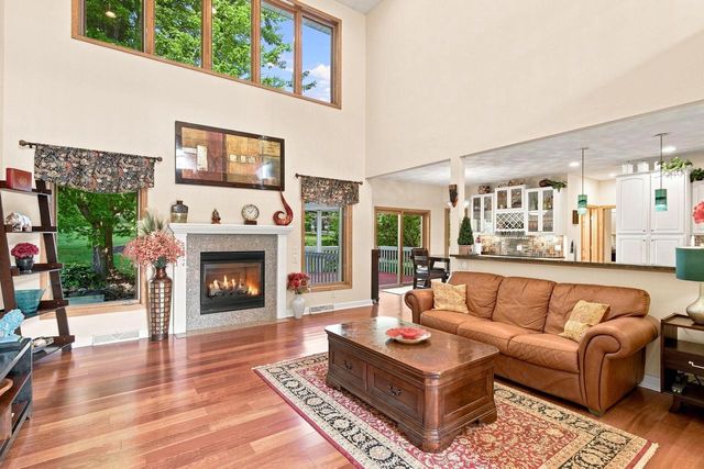 1802 Autumn Hill Drive, Verona, WI 53593