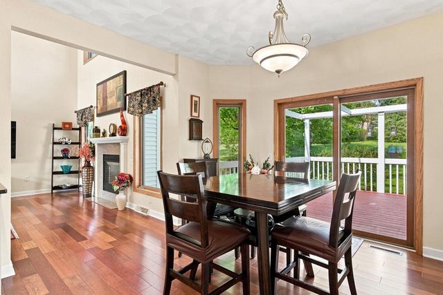 1802 Autumn Hill Drive, Verona, WI 53593
