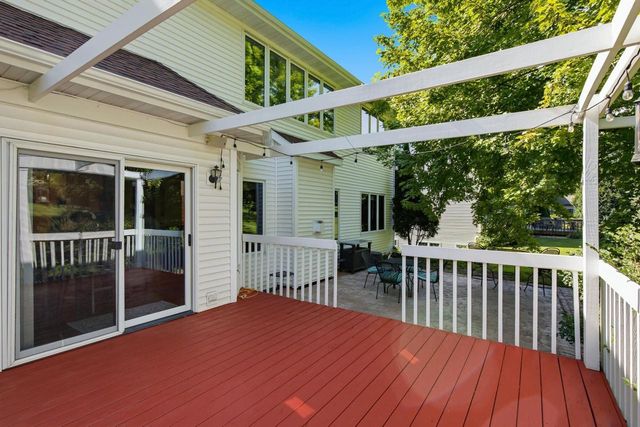 1802 Autumn Hill Drive, Verona, WI 53593