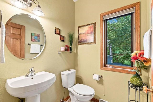 1802 Autumn Hill Drive, Verona, WI 53593