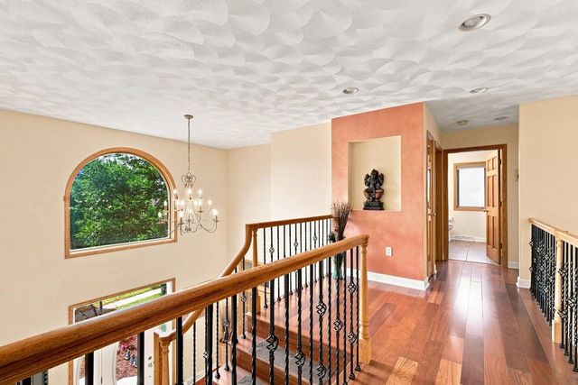 1802 Autumn Hill Drive, Verona, WI 53593
