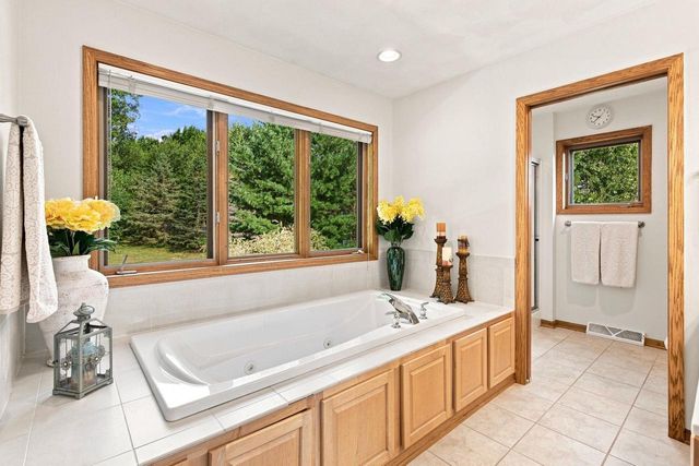 1802 Autumn Hill Drive, Verona, WI 53593