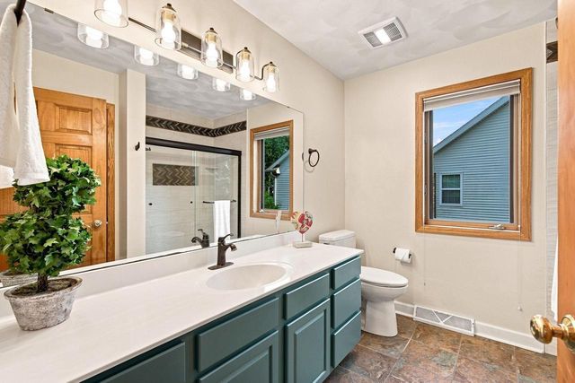 1802 Autumn Hill Drive, Verona, WI 53593