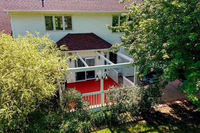 1802 Autumn Hill Drive, Verona, WI 53593