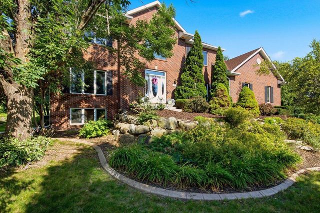1802 Autumn Hill Drive, Verona, WI 53593