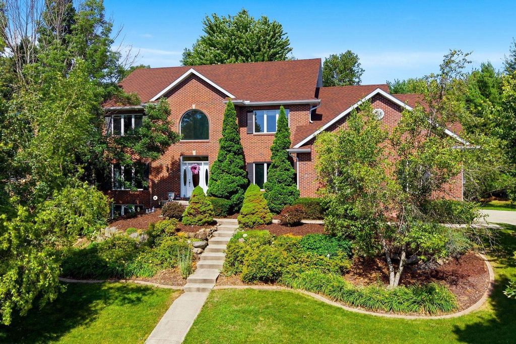 1802 Autumn Hill Drive, Verona, WI 53593
