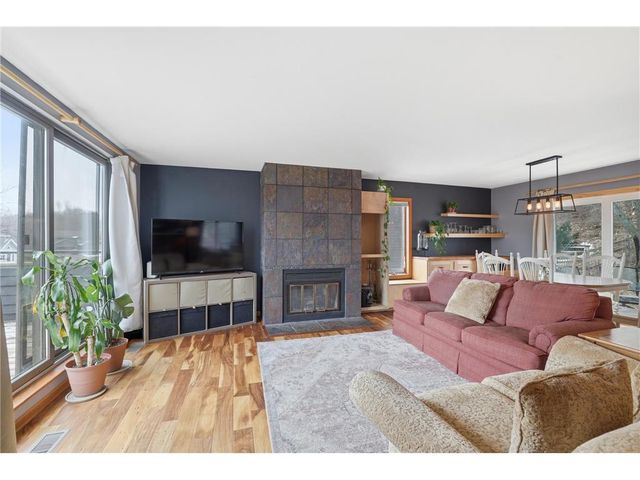 180 Bayberry Avenue Court, Stillwater, MN 55082