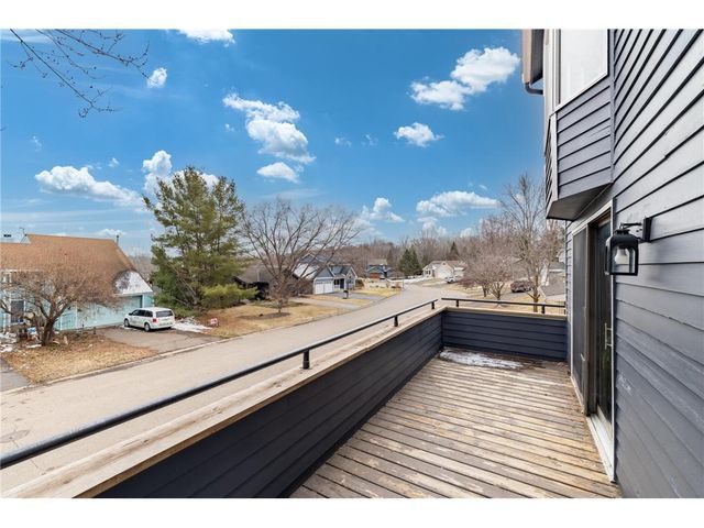 180 Bayberry Avenue Court, Stillwater, MN 55082