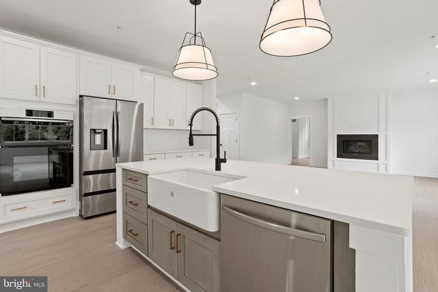 640 GRIM RD, Stephens City, VA 22655