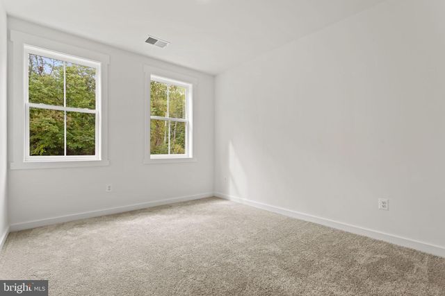 640 GRIM RD, Stephens City, VA 22655