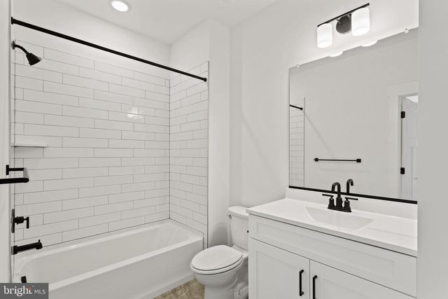 640 GRIM RD, Stephens City, VA 22655