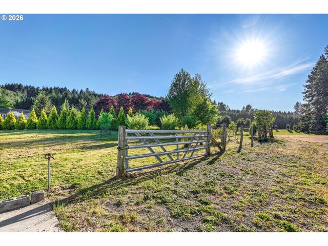 23100 Ne SAINT HELENS VIEW Rd, Yacolt, WA 98675