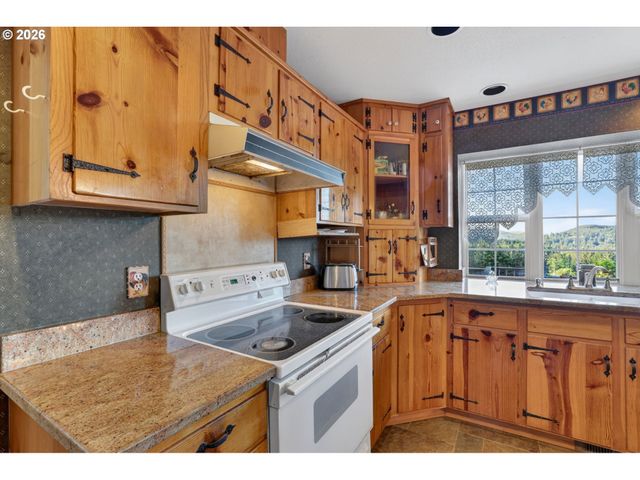 23100 Ne SAINT HELENS VIEW Rd, Yacolt, WA 98675