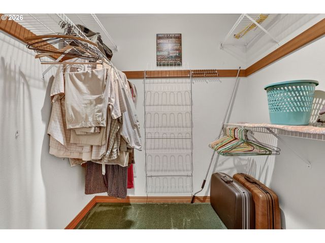 23100 Ne SAINT HELENS VIEW Rd, Yacolt, WA 98675