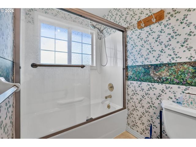 23100 Ne SAINT HELENS VIEW Rd, Yacolt, WA 98675
