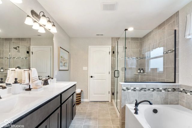 1335 Mahoning, Sheridan, IN 46069