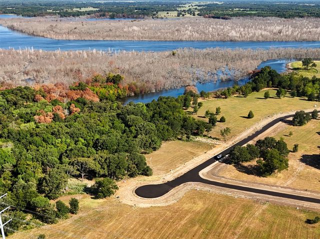 200 Shoreline Drive, Dodd City, TX 75438