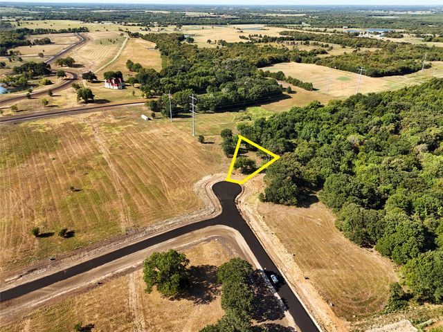 200 Shoreline Drive, Dodd City, TX 75438