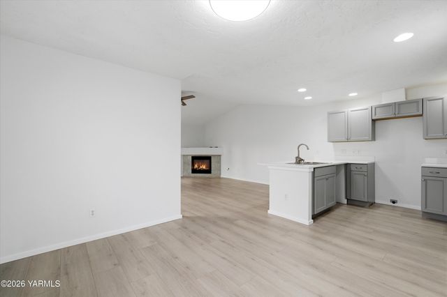 218 Sun Willows Blvd, Pasco, WA 99301