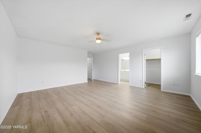 218 Sun Willows Blvd, Pasco, WA 99301