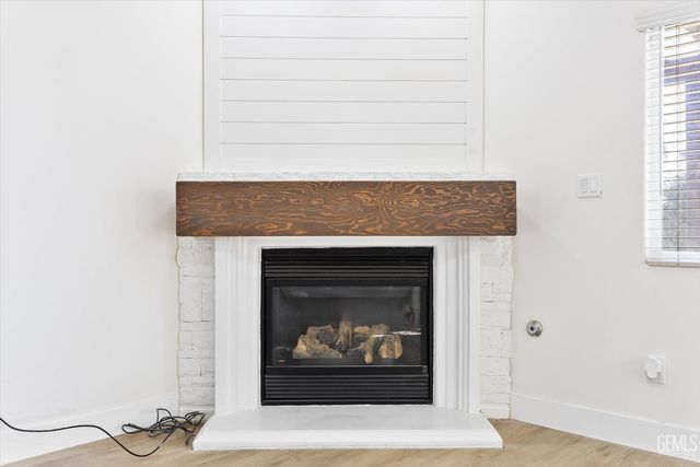 214 Irish Crystal Court, Bakersfield, CA 93314