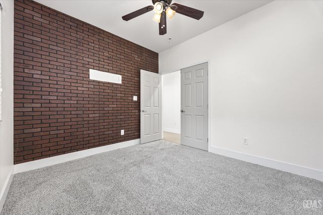 214 Irish Crystal Court, Bakersfield, CA 93314