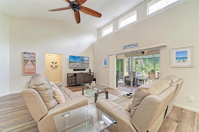 1007 50TH STREET E, Bradenton, FL 34208