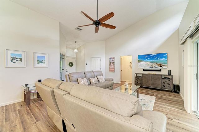 1007 50TH STREET E, Bradenton, FL 34208