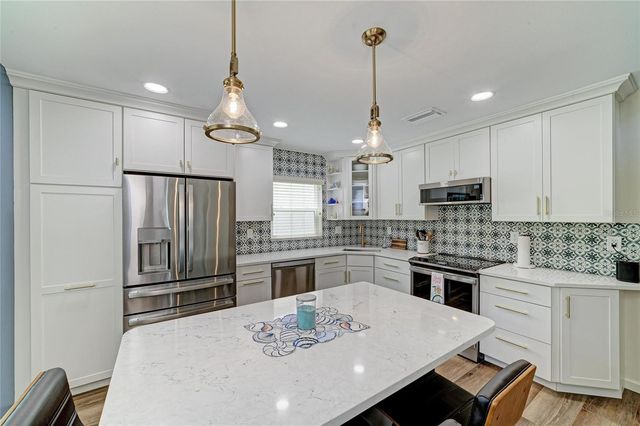 1007 50TH STREET E, Bradenton, FL 34208