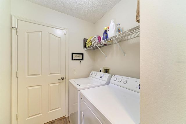 1007 50TH STREET E, Bradenton, FL 34208