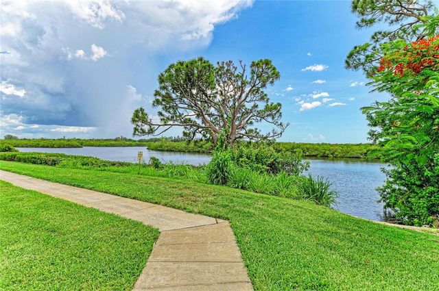 1007 50TH STREET E, Bradenton, FL 34208