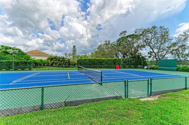 1007 50TH STREET E, Bradenton, FL 34208