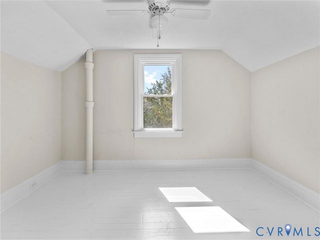 10 S Beech Ave, Highland Springs, VA 23075