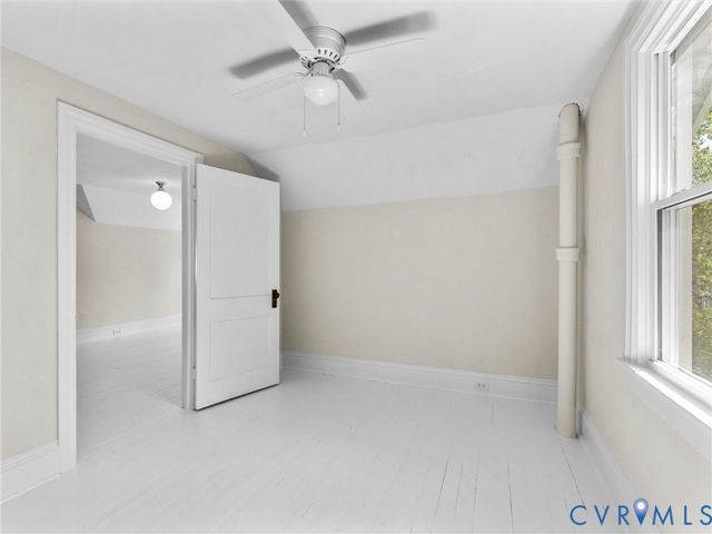 10 S Beech Ave, Highland Springs, VA 23075