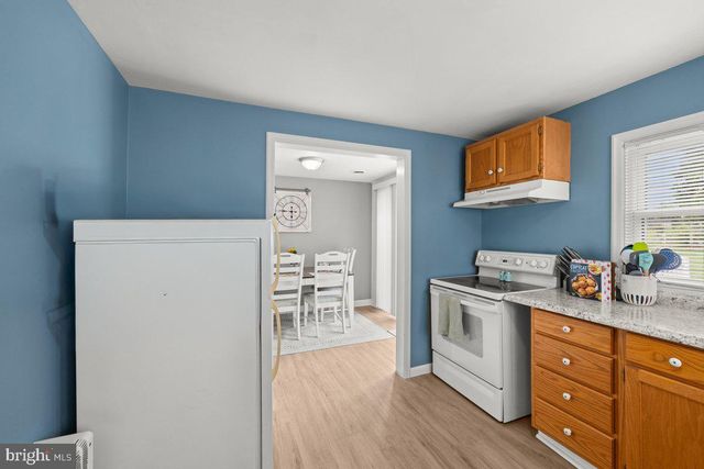 733 W OAK ST, Palmyra, PA 17078