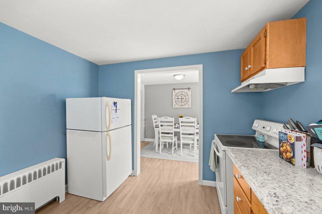 733 W OAK ST, Palmyra, PA 17078
