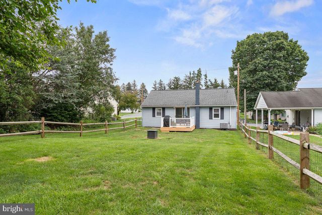 733 W OAK ST, Palmyra, PA 17078