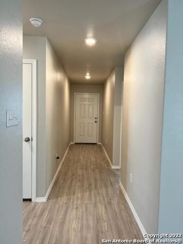 10258 ROBBINS CRK, San Antonio, TX 78245